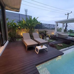 Natta Bali Ungasan Five-Bedroom Villa With Private Pool Exterior photo