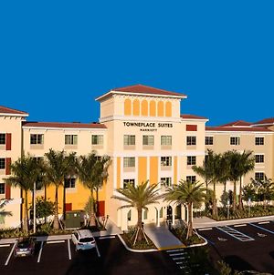 Towneplace Suites By Marriott Fort Myers Estero Exterior photo
