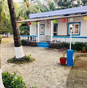 Bobby'S Dream Gorai - 2Bhk Cottage Mumbai Exterior photo
