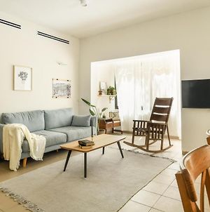 Spacious 3-Bedroom Apartment Near Beach - Ideal For Families! Tel Aviv Exterior photo