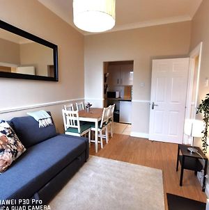 Central Location 2 Bed Apt Fast Wifi & Tv&Kitchen Dublin Exterior photo