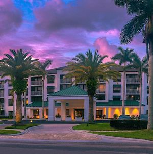 Courtyard By Marriott - Naples Hotel Exterior photo