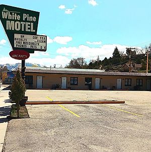 White Pine Motel Under New Managment Ely Exterior photo
