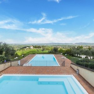 Ideal Apartment Near Asciano With 2 Shared Swimming Pools Exterior photo