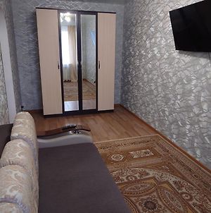 Квартира На Жумабаева Apartment Petropavlovsk Exterior photo