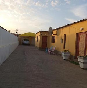 Scholtz Self-Catering Accommodation Luderitz Exterior photo