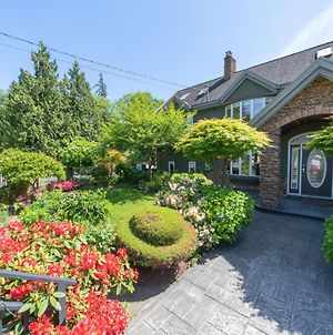 Coquitlam 5Bed/3Bath Luxury Home + Swimming Pool Exterior photo