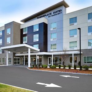 Towneplace Suites By Marriott Westport Fall River Exterior photo