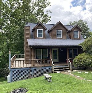 Cape Code Beauty In The Appalachians Piney Creek Exterior photo