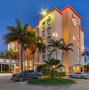Best Western Plus Miami Executive Airport Hotel And Suites Exterior photo