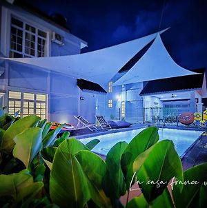 Luxury Bungalow La Casa France Village Melaka Ayer Keroh Exterior photo