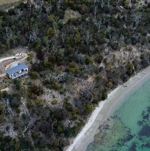 Island Home In Killora Bay Exterior photo