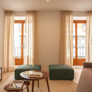 Apartment In Chamberi Madrid Room photo