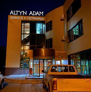 Altyn Adam Hotel Petropavlovsk Exterior photo
