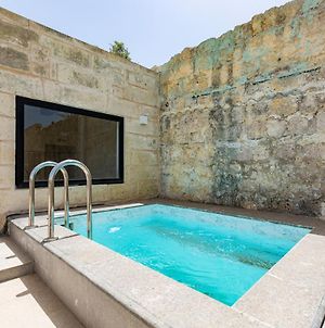 Historical Mdina Gem Lux Home With Rooftop Pool By 360 Estates Exterior photo