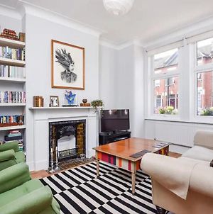 Stylish & Quirky 1Bd Flat - Tooting Apartment London Exterior photo