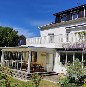 Spacious House Near Sea With A Delightful Garden Varberg Exterior photo