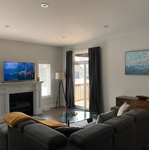 Simply Comfort - Charming New Home Near Lake Huron Port Elgin Exterior photo
