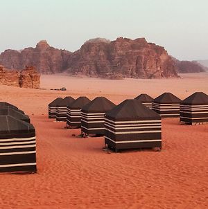 Desert Local Camp Hotel Wadi Rum Exterior photo