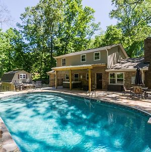 Downtown Family Retreat - 5 Bedrooms, 3 Minutes To Dahlonega, Pool, Hot Tub, Game Rooms Exterior photo