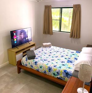 Cairns Affordable Stay Exterior photo