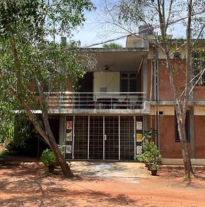 Perumal'S Guesthouse - 10 Min Walk From Matrimandir Auroville Exterior photo