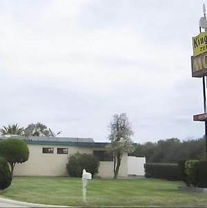 Kings Rest Motel Lemoore Exterior photo