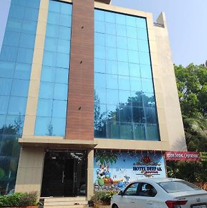 Hotel Deepak Executive, Ganpatipule Exterior photo