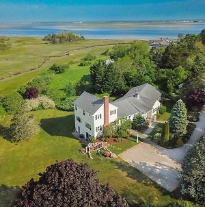Water Views & Private Tennis Court Barnstable Exterior photo