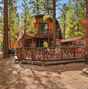 Shepherd'S Cabin - Gambrel Cabin, Spacious While Still Being Cozy And Inviting! Big Bear City Exterior photo