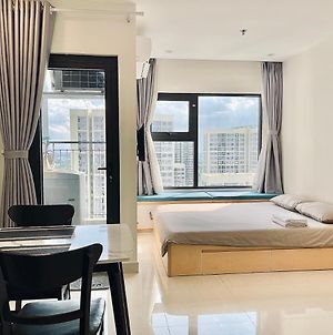 Vinhomes Studio Apartment With Pool View - Bb Home Go Cong Exterior photo