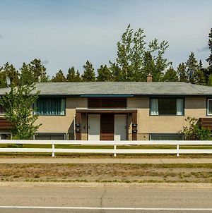 Nn - The Forager #2 - Riverdale 1-Bed 1-Bath Whitehorse Exterior photo