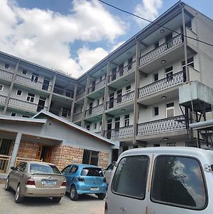 Amba Genet Guest House Addis Ababa Exterior photo