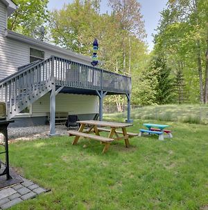 Bright Family Home With Fire Pit And 2 Game Rooms Pocono Summit Exterior photo