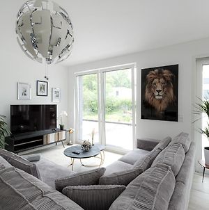 Join Lulex - Luxuriose Wohnung Mit Garten Und Terasse Neuss Exterior photo