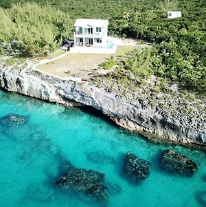 Cupid'S Way Is A High-End New Home With Large Private Pool Snorkeling Cliff Jumping And Water Sports Equipment Governor's Harbour Exterior photo