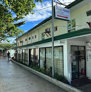 Wendy'S Apartelle Hotel Boracay Island Exterior photo