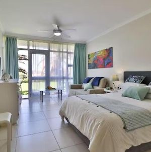 Stunning Resort Living, Unit 37 Port Elizabeth Exterior photo