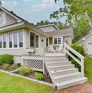 Kennebunkport Getaway With Grill Walk To Beach! Exterior photo