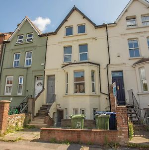 2Bd Flat With Patio@ Iffley Road Apartment Oxford Exterior photo