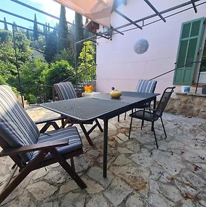 Fully Equiped, 5 Min Walk From Center, Terrasse, In Calme Apartment Tourrettes-sur-Loup Exterior photo