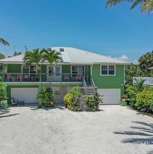 Large Family Sized Ocean View Home On A Island! Fort Pierce Exterior photo