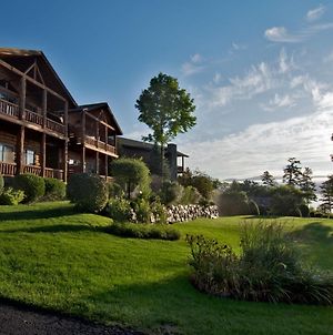 The Lodges At Cresthaven Lake George Exterior photo