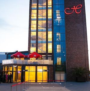 Terminal Hotel Wroclaw Exterior photo