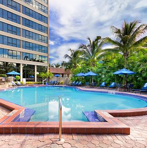 Holiday Inn Miami West - Airport Area, An Ihg Hotel Hialeah Gardens Exterior photo