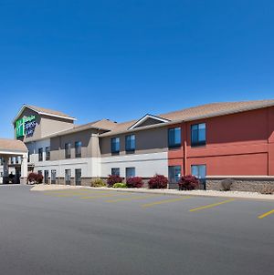 Holiday Inn Express And Suites Three Rivers, An Ihg Hotel Exterior photo