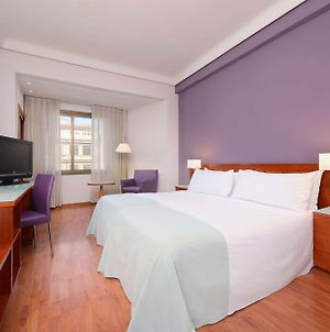 Hotel Madrid Centro, Affiliated By Melia Room photo