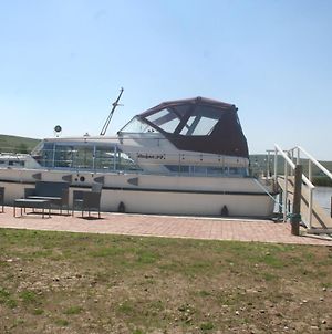 The Rose - 37Ft Lakeside Yacht With Hot Tub Swansea Exterior photo