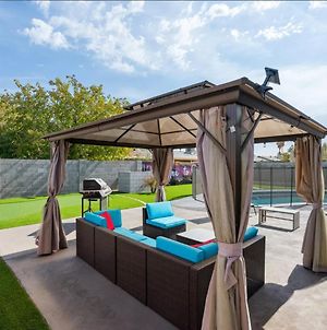 Resort-Style Home With Pool In Phoenix Minutes From State Farm Stadium! Exterior photo