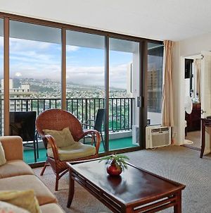 Ali'I Suite @Waikiki Banyan Honolulu Exterior photo